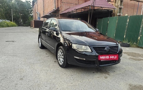 Volkswagen Passat B6, 2007 год, 310 000 рублей, 2 фотография