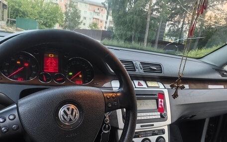 Volkswagen Passat B6, 2007 год, 310 000 рублей, 14 фотография