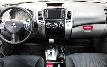 Mitsubishi Pajero Sport II рестайлинг, 2014 год, 1 856 000 рублей, 9 фотография
