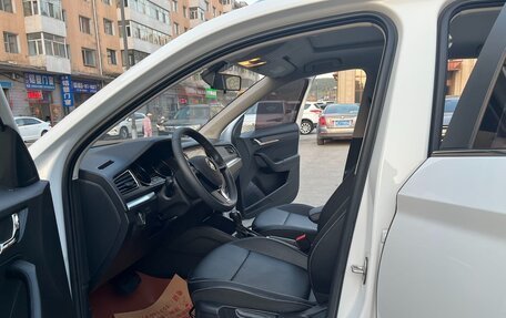 Skoda Kamiq I, 2023 год, 1 700 000 рублей, 6 фотография