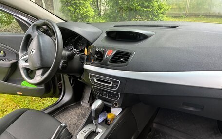 Renault Fluence I, 2010 год, 600 000 рублей, 2 фотография