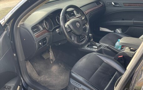 Skoda Superb III рестайлинг, 2013 год, 1 200 000 рублей, 9 фотография