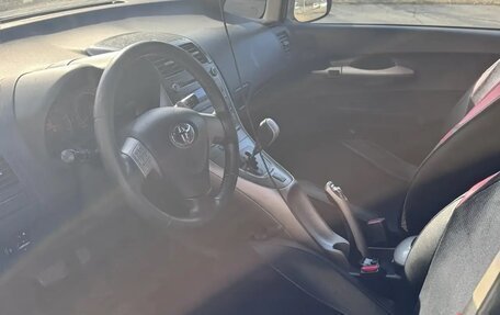 Toyota Auris II, 2007 год, 750 000 рублей, 9 фотография