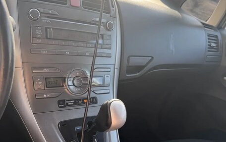Toyota Auris II, 2007 год, 750 000 рублей, 10 фотография