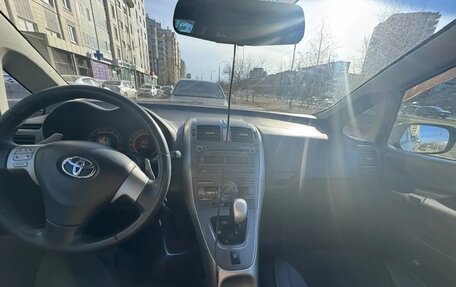 Toyota Auris II, 2007 год, 750 000 рублей, 12 фотография