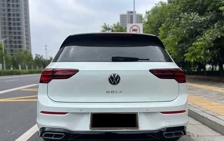 Volkswagen Golf VIII, 2022 год, 1 950 025 рублей, 5 фотография