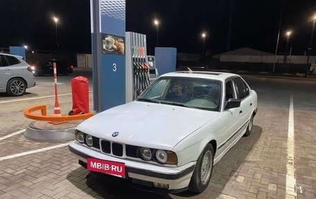 BMW 5 серия, 1993 год, 280 000 рублей, 3 фотография
