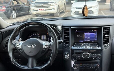 Infiniti FX II, 2013 год, 2 149 000 рублей, 8 фотография