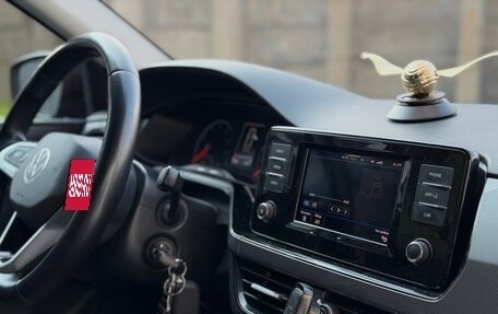 Volkswagen Polo VI (EU Market), 2022 год, 1 650 000 рублей, 19 фотография