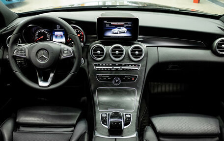 Mercedes-Benz C-Класс, 2017 год, 1 899 000 рублей, 5 фотография