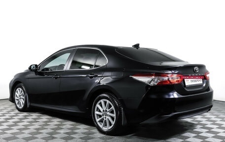 Toyota Camry, 2021 год, 2 995 000 рублей, 8 фотография