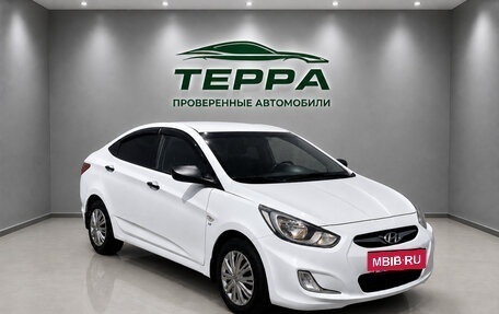 Hyundai Solaris II рестайлинг, 2014 год, 900 000 рублей, 3 фотография