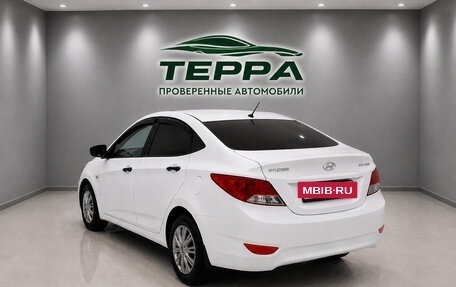 Hyundai Solaris II рестайлинг, 2014 год, 900 000 рублей, 8 фотография
