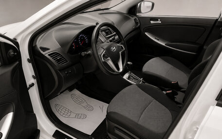 Hyundai Solaris II рестайлинг, 2014 год, 900 000 рублей, 16 фотография
