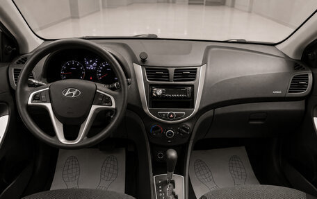 Hyundai Solaris II рестайлинг, 2014 год, 900 000 рублей, 17 фотография