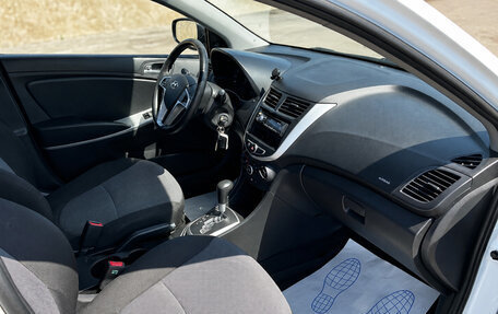 Hyundai Solaris II рестайлинг, 2014 год, 900 000 рублей, 31 фотография