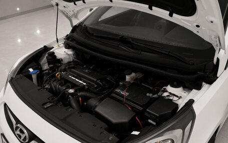 Hyundai Solaris II рестайлинг, 2014 год, 900 000 рублей, 35 фотография