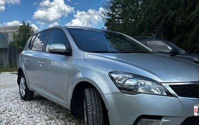 KIA cee'd I рестайлинг, 2011 год, 570 000 рублей, 1 фотография