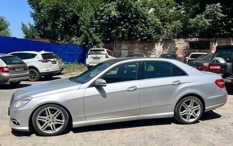 Mercedes-Benz E-Класс, 2011 год, 1 600 000 рублей, 1 фотография