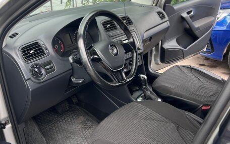 Volkswagen Polo VI (EU Market), 2018 год, 1 200 000 рублей, 8 фотография