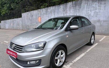 Volkswagen Polo VI (EU Market), 2018 год, 1 200 000 рублей, 2 фотография