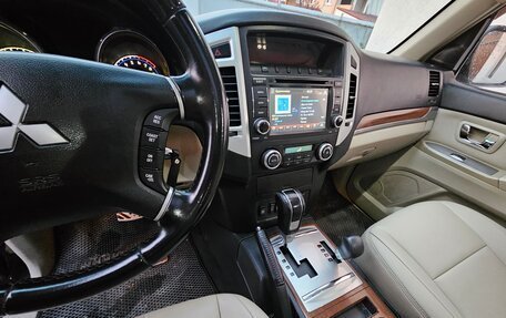 Mitsubishi Pajero IV, 2008 год, 1 800 000 рублей, 15 фотография