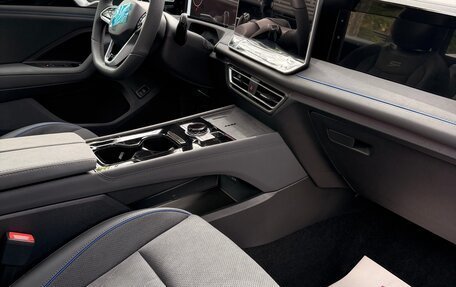 Volkswagen Tiguan, 2026 год, 4 600 000 рублей, 15 фотография