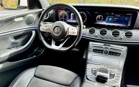 Mercedes-Benz E-Класс, 2019 год, 2 850 000 рублей, 11 фотография
