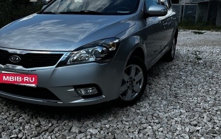 KIA cee'd I рестайлинг, 2011 год, 570 000 рублей, 2 фотография