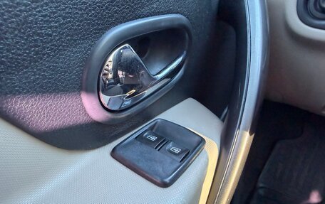 Renault Logan II, 2014 год, 599 000 рублей, 19 фотография