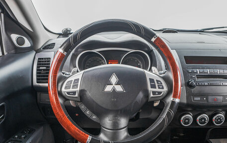 Mitsubishi Outlander III рестайлинг 3, 2007 год, 1 049 000 рублей, 13 фотография