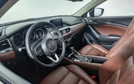 Mazda 6, 2017 год, 2 119 000 рублей, 13 фотография