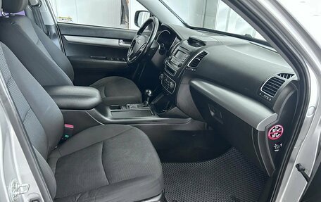 KIA Sorento II рестайлинг, 2014 год, 1 834 000 рублей, 25 фотография