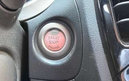 Nissan Juke II, 2013 год, 899 000 рублей, 19 фотография