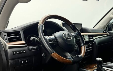 Lexus LX III, 2016 год, 6 233 000 рублей, 19 фотография