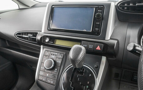 Toyota Wish II, 2010 год, 1 349 000 рублей, 17 фотография