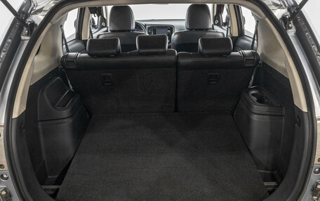 Mitsubishi Outlander III рестайлинг 3, 2012 год, 1 549 000 рублей, 26 фотография