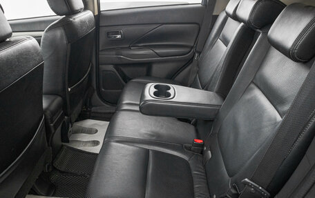 Mitsubishi Outlander III рестайлинг 3, 2012 год, 1 549 000 рублей, 23 фотография