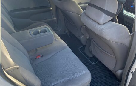 Honda Stream II, 2009 год, 800 000 рублей, 7 фотография