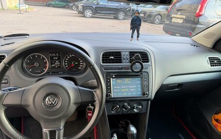 Volkswagen Polo VI (EU Market), 2011 год, 680 000 рублей, 12 фотография