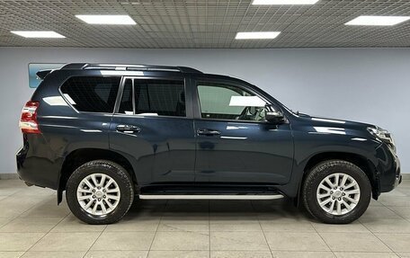 Toyota Land Cruiser Prado 150 рестайлинг 2, 2015 год, 3 550 000 рублей, 4 фотография