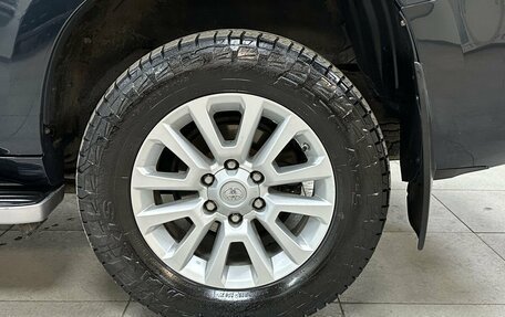 Toyota Land Cruiser Prado 150 рестайлинг 2, 2015 год, 3 550 000 рублей, 9 фотография