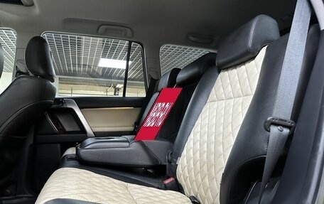 Toyota Land Cruiser Prado 150 рестайлинг 2, 2015 год, 3 550 000 рублей, 11 фотография