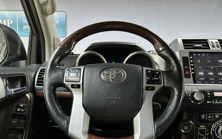 Toyota Land Cruiser Prado 150 рестайлинг 2, 2015 год, 3 550 000 рублей, 15 фотография