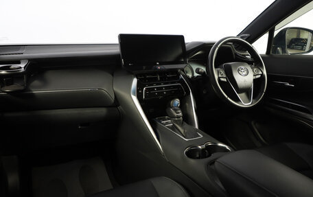 Toyota Harrier, 2022 год, 4 799 000 рублей, 8 фотография