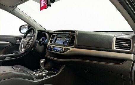 Toyota Highlander III, 2014 год, 3 700 000 рублей, 12 фотография