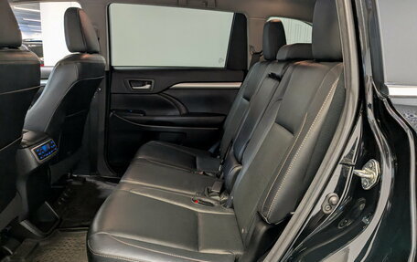 Toyota Highlander III, 2014 год, 3 700 000 рублей, 13 фотография