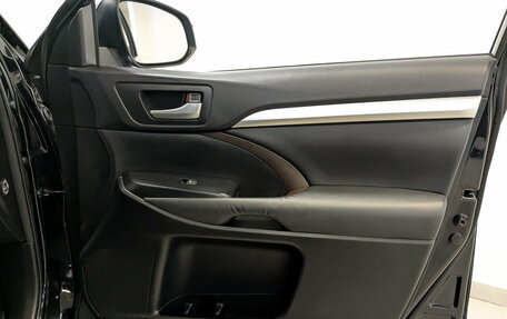 Toyota Highlander III, 2014 год, 3 700 000 рублей, 27 фотография