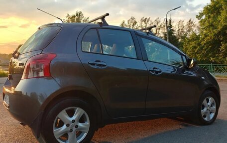 Toyota Yaris III рестайлинг, 2008 год, 650 000 рублей, 5 фотография