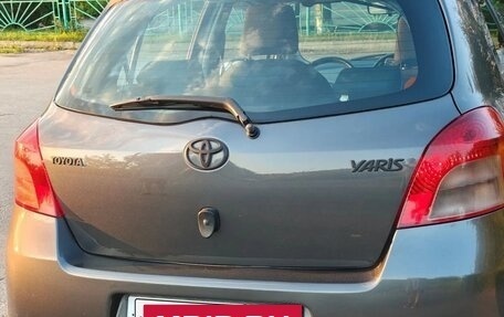Toyota Yaris III рестайлинг, 2008 год, 650 000 рублей, 7 фотография
